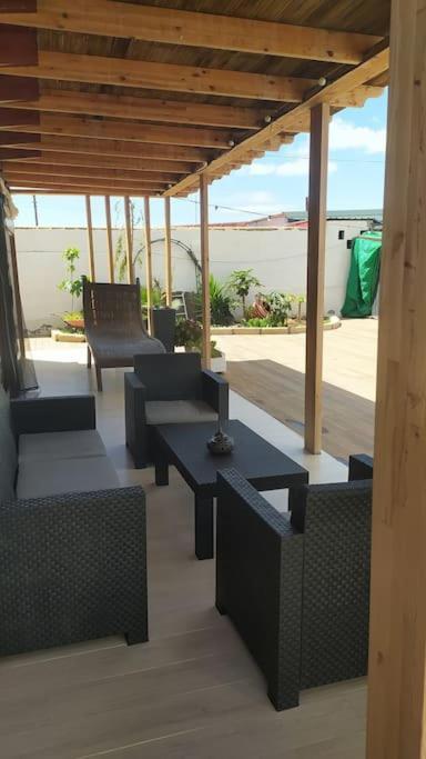 Beautiful Chalet With Wifi And Free Parking Arona  Zewnętrze zdjęcie