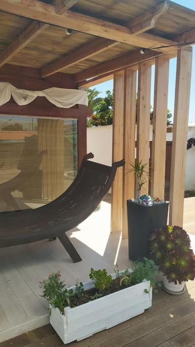 Beautiful Chalet With Wifi And Free Parking Arona  Zewnętrze zdjęcie