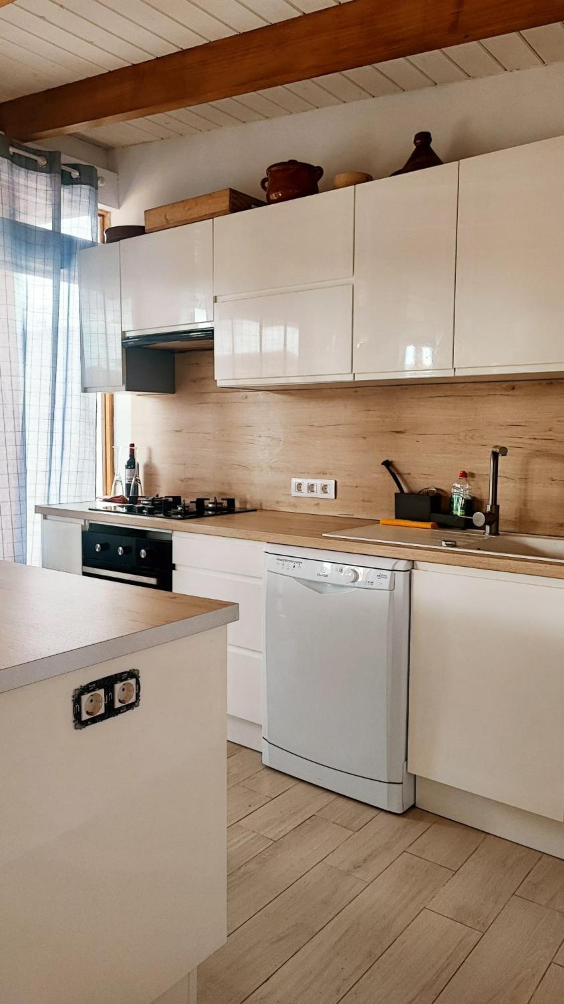 Beautiful Chalet With Wifi And Free Parking Arona  Zewnętrze zdjęcie